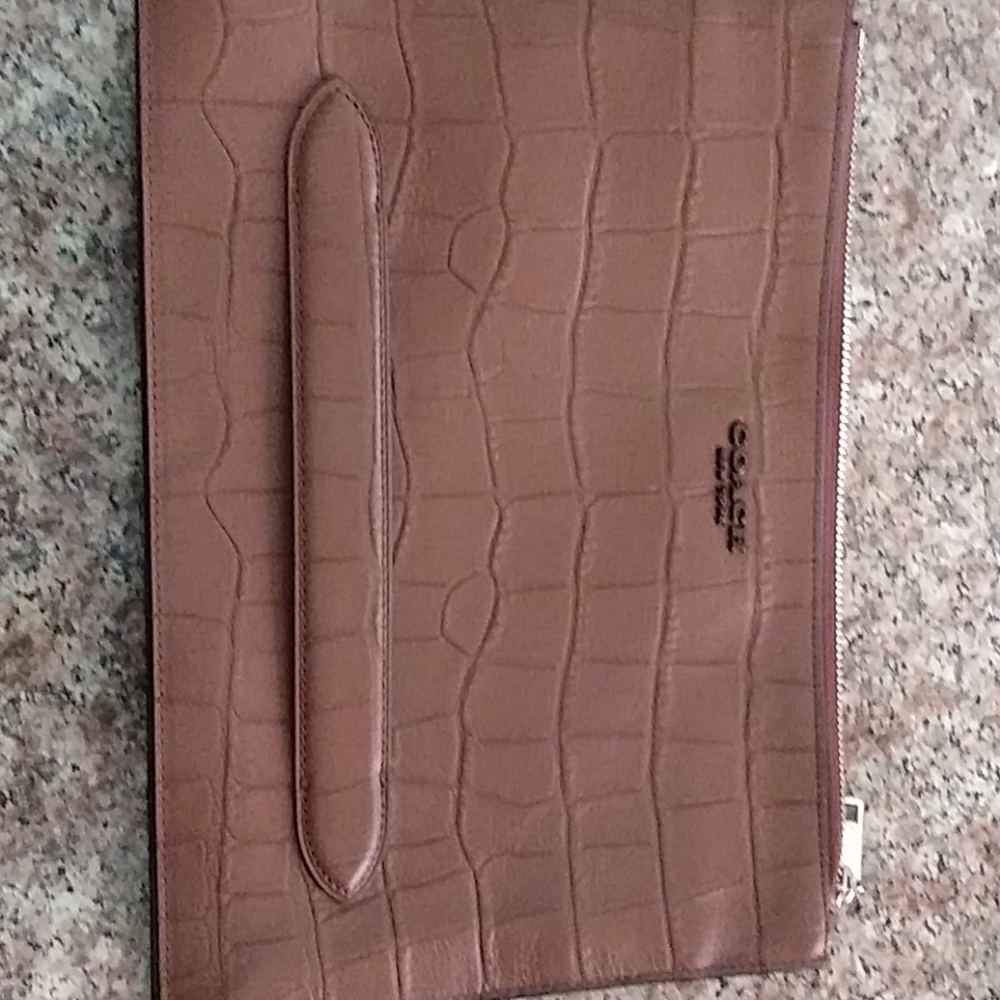COACH || CROCODILE 🐊 MEN'S LUXURY POUCH